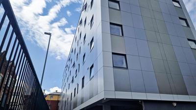 Funky Flat - City Centre - Free Parking