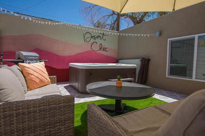 East Downtown Desert Chic Casita-Private Hot Tub-Close to Downtown-Pet Friendly!