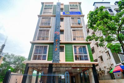 FabHotel The Lily - Nr Bisarjan Ghat