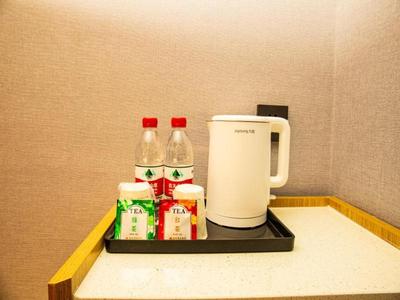 GreenTree Inn Express Hotel Fuyang Development Zone Oriental Pearl