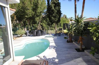 Spacious villa with pool