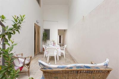 Dimora Emanuele by BarbarHouse
