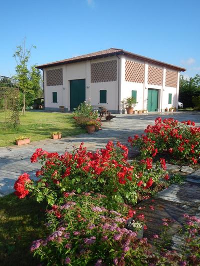 B&B RED WINE COUNTRY HOUSE