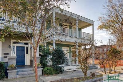 New! Stylish 1900s Renovated Duplex Apartment Building Near Forsyth & River St