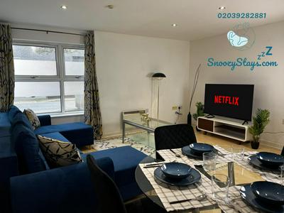 Spacious Luxury Apartment in MCR City Centre photo 5