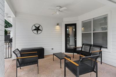 High End Design Home with Pool & Hot Tub Gameroom