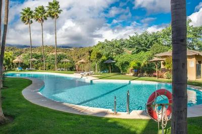 Luxury 3bdr apartment in New Golden Mile, Marbella Estepona