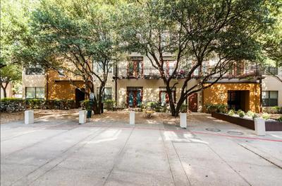 Charming 1,100 sq ft apartment near to The Shops at Legacy