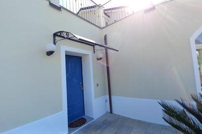 Paradise house with sea view and quiet.