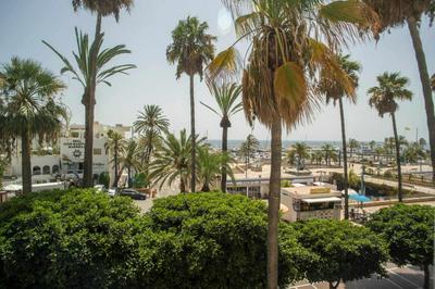 Apartamento en pleno paseo marítimo de Marbella