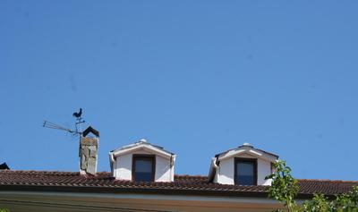 Apartamento abuhardillado en pueblo asturiano