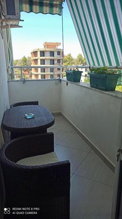Mjolly Apartment Golem