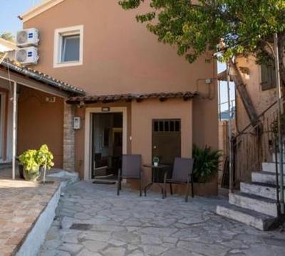 Guest house (Gastouri)