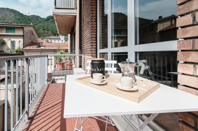 Lovely suite with private parking in Como