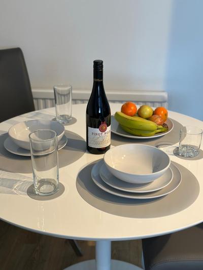 Dartford Luxurious House with Parking - Netflix - Wi-Fi