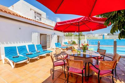 Villa Lory