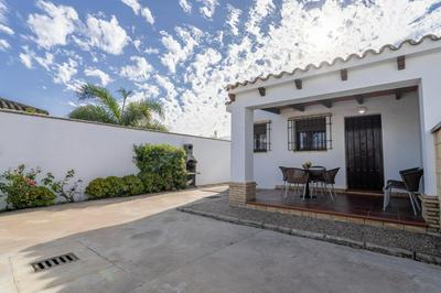 EntreCalas 1 Chalet con jacuzzi en Conil, Roche viejo, cala del aceite