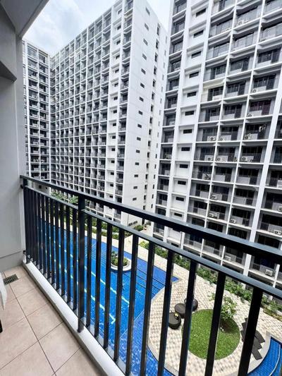 The Residence at MOA