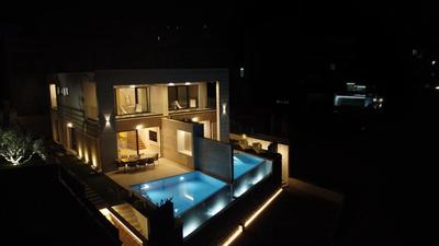 Villa Rosemary East - Heated Infinity Swimming Pool - Jacuzzi - Kids Playroom - Sea View