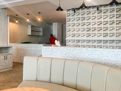 Travel Biz Hotel Medan Mitra RedDoorz