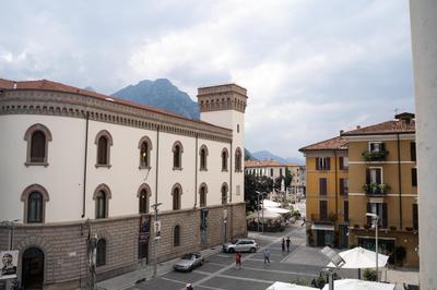 [Piazza XX settembre] - feel the centre
