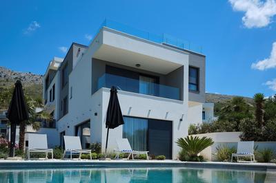 Stunning Split Villa - 5 Bedrooms - Villa Sei - Amazing Sea & City Views