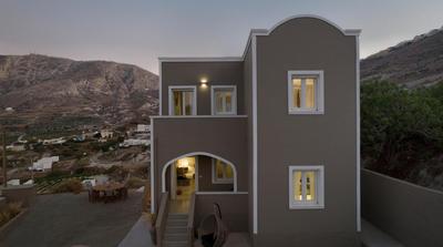 ALTURA RESIDENCES WITH OUTDOOR HOT TUBS by K&K