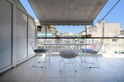 Cosy 2BR flat near Ampelokipoi station & hospitals