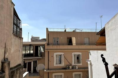 Atelier, an athenian apartment
