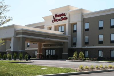 Hampton Inn & Suites New Castle, PA