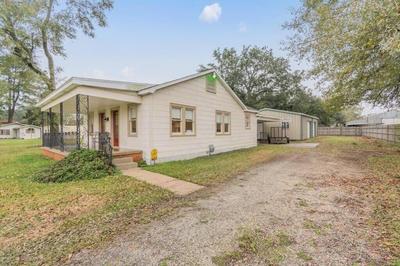 Ella's Vintage Cottage near Cajun field