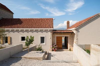 NEW! Stone Villa Olim Civitas with 3 bedrooms, private pool, and sea views