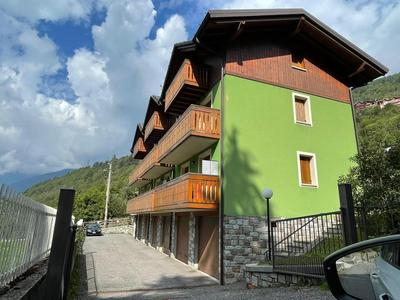 Adamello Verde Holiday Apartment