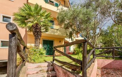 ISA-Residence with swimming-pool in Santa Teresa di Gallura, apartments with air conditioning and private outdoor space