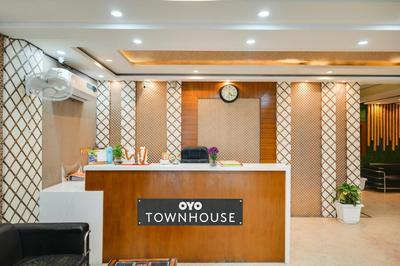 Super OYO Townhouse OAK Hotel Ar Ganges Premium