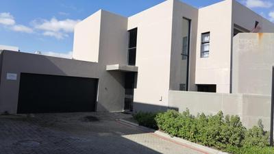Simothel Luxury Stay