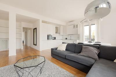 GuestHost - Bright Apartment Milano Centrale