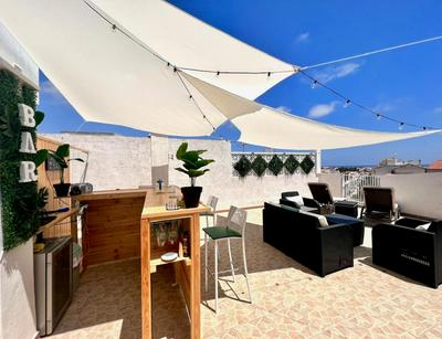 Green Lagoon Penthouse