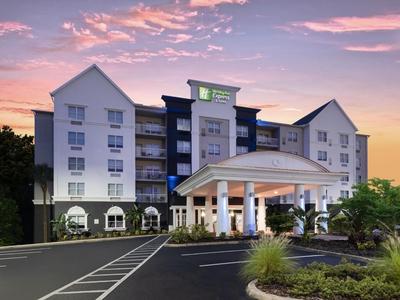 Holiday Inn Express & Suites Lakeland North I-4 by IHG