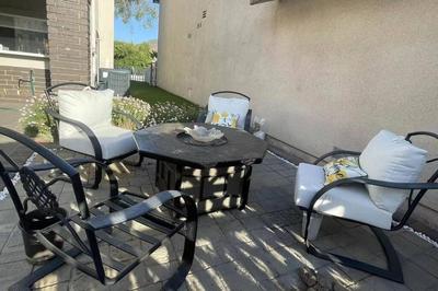 Lake front house 4 beds 3baths