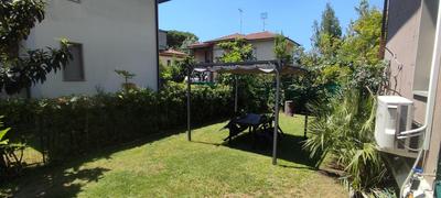 Beach House Garden, 300m dal mare, wifi, bici, giardino privato, clima