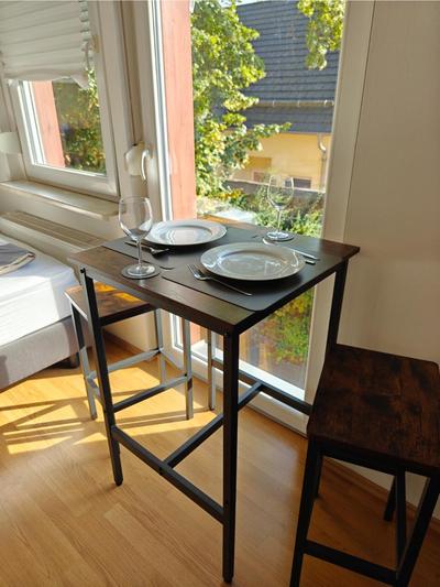 2BR Apartment, Parking, Wi-Fi, TV in Berlin Karow