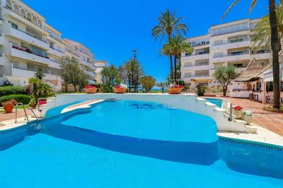 Luxury with pool view - Playa Real beachfront