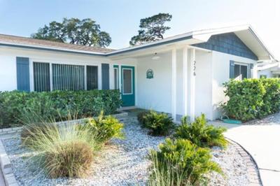 Coral Cottage pool gas firepit a 2bed 2bth sleeps 6