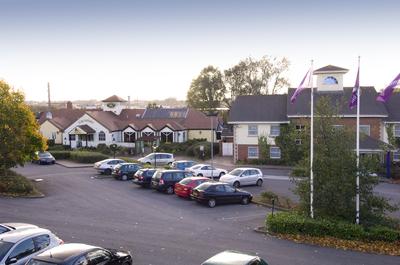 Premier Inn Rugby North - Newbold