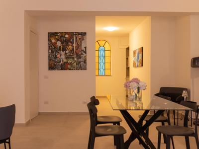 Cobi Luxury Apartment