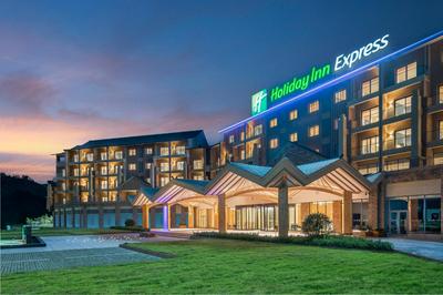 Holiday Inn Express Wawu Mountain by IHG