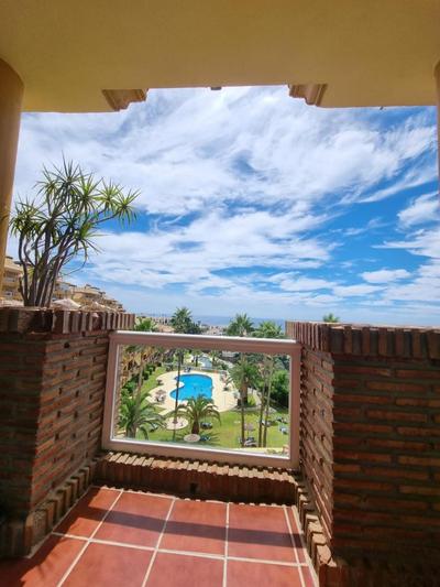 Sunny Coast Rooms in shared apartment private bathroom Habitaciones con baño privado en piso compartido Mijas Marbella