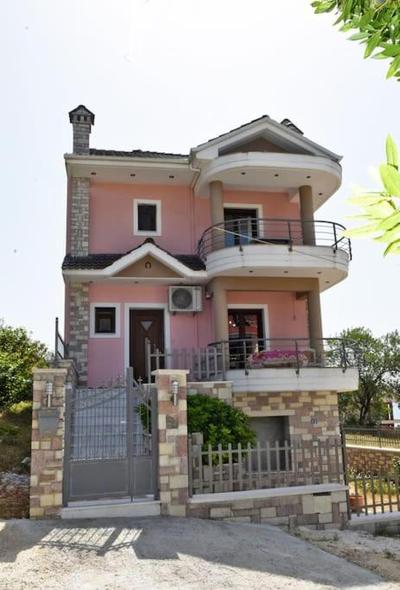 Villa Spiros