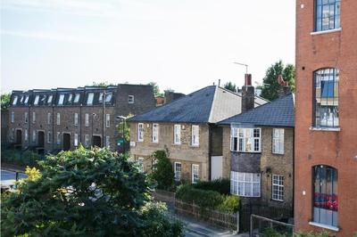 Lovely 1 Bedroom Apartment w/ Balcony in Dalston